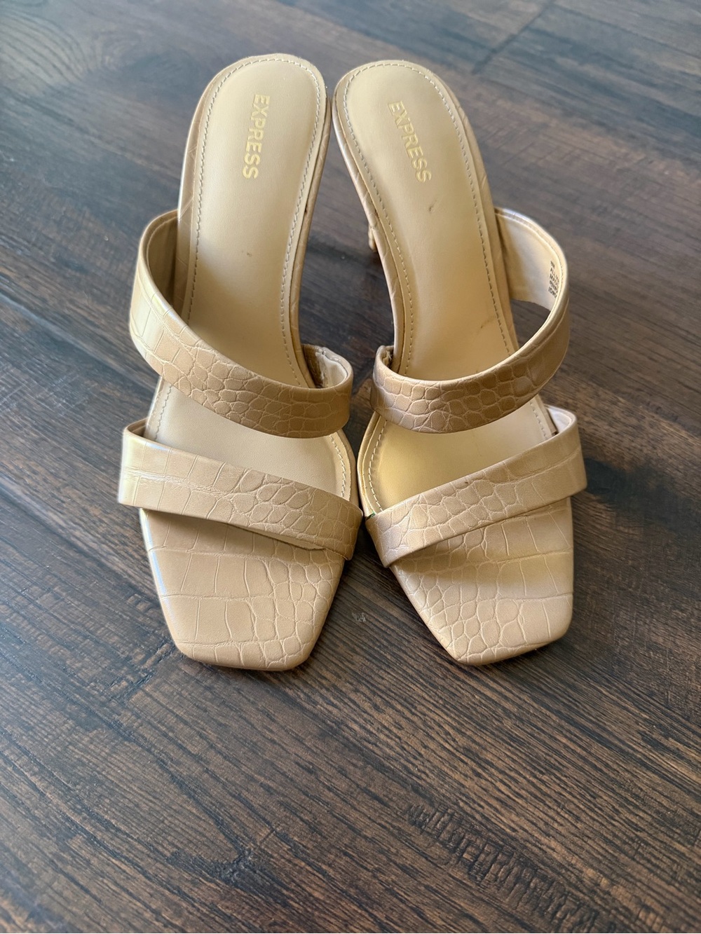 Express Beige Croc-Embossed Dual Strap Slide Mules
